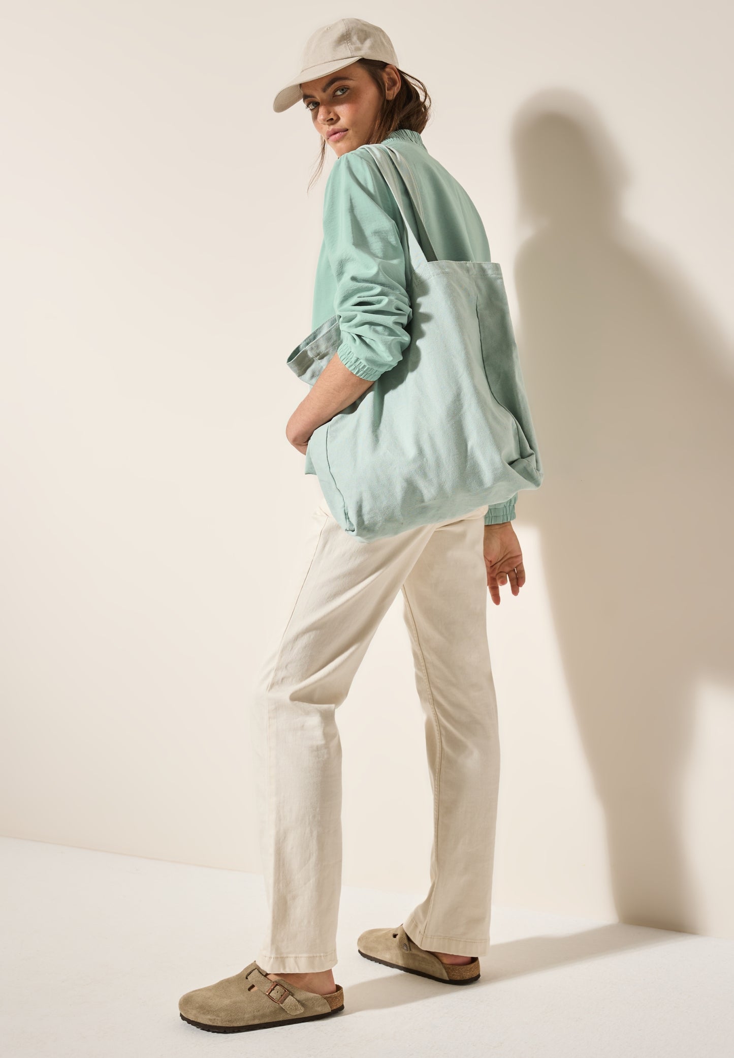 Blouson mit feiner Struktur matcha green Bild 7