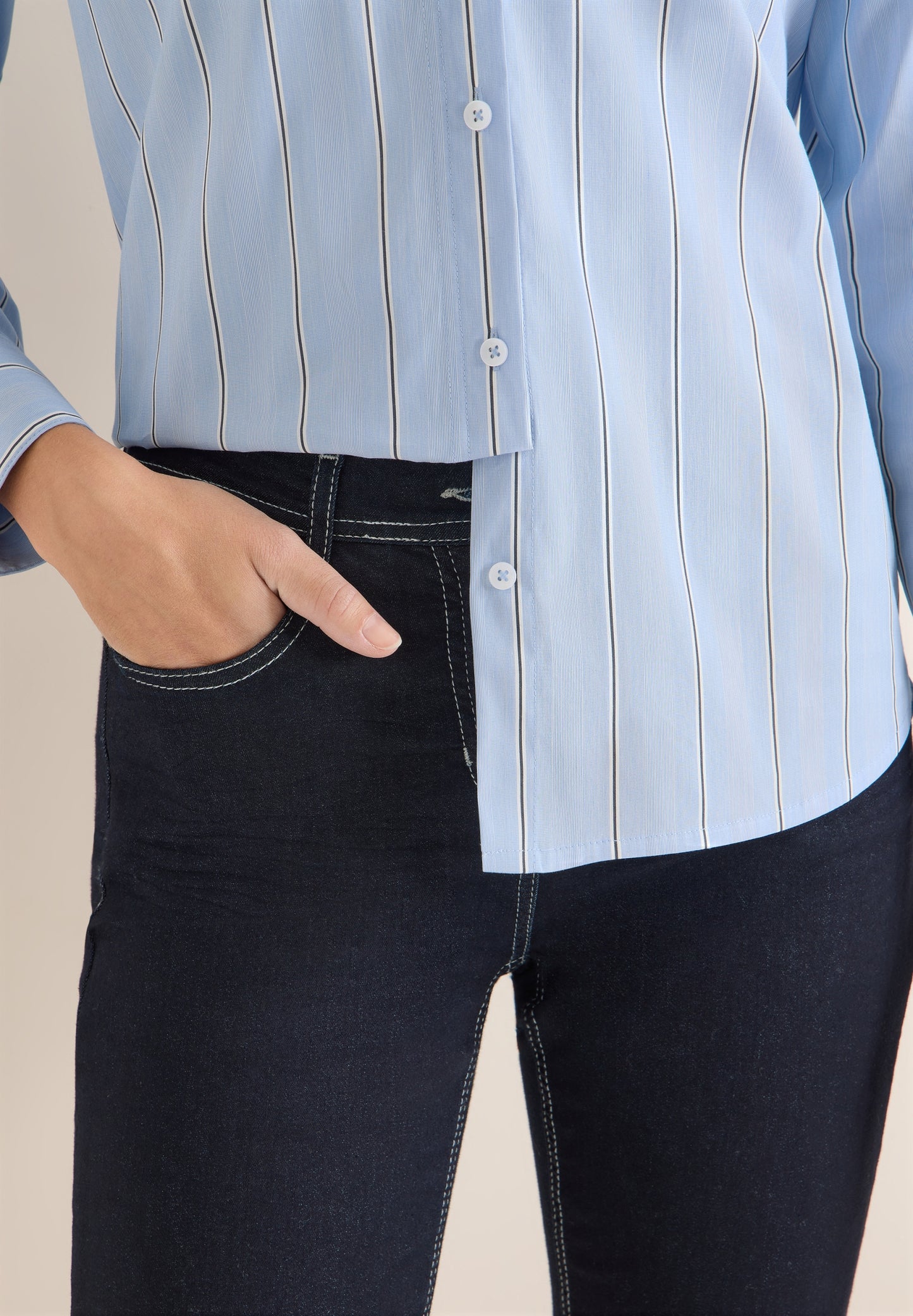 Gestreifte Hemdbluse fountain blue Bild 7