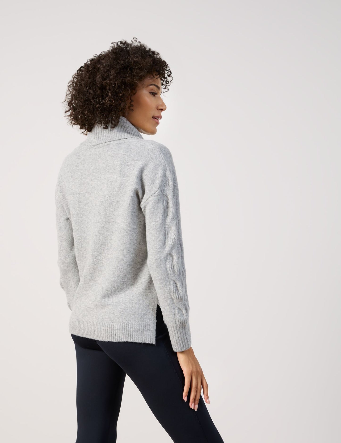 Rollkragenpullover mit Zopfmuster SILVER GREY MELANGE Bild 8