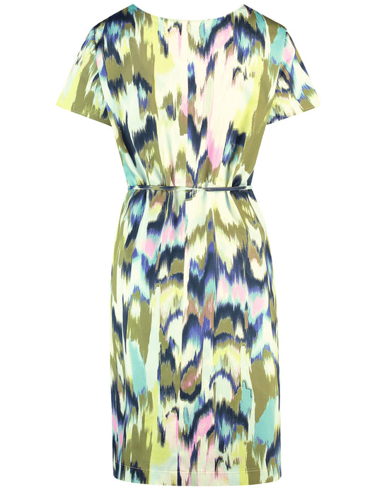 Leicht tailliertes Kleid mit Allover-Dessin SANDSHELL/MULTI VERSTRICHEN Bild 2