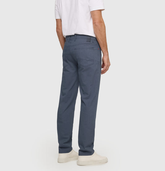 MAC JEANS - Arne, Summer Yarn Dyed Stretch Trousers MAC Men Bild 2