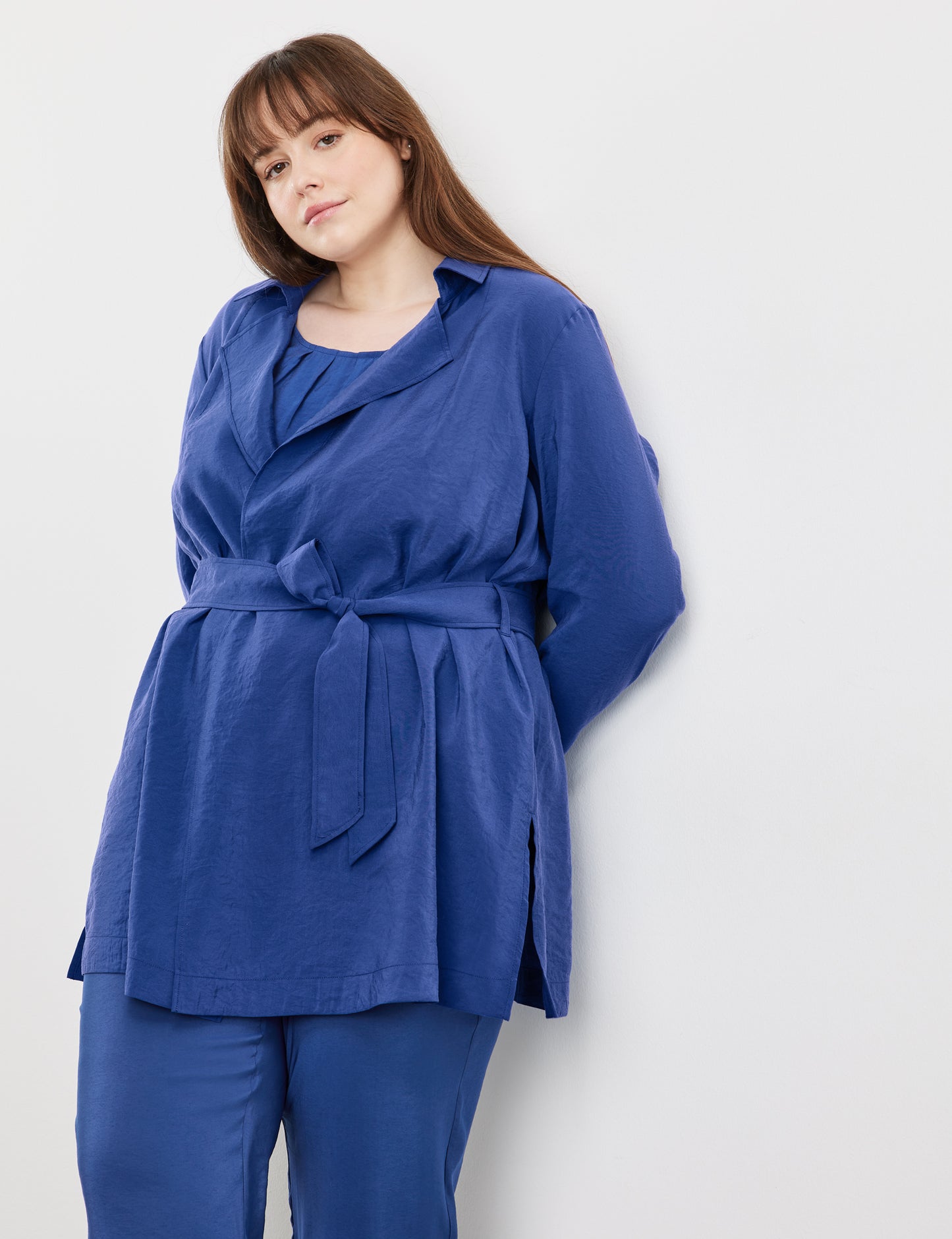 Feiner Blusenblazer mit Bindegürtel 8750 Bild 5