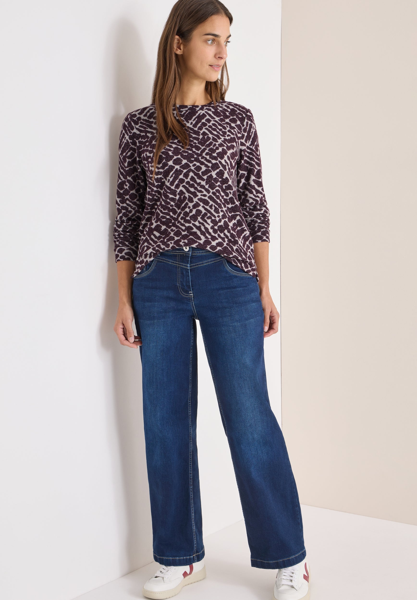 Cosy Melange AOP T-Shirt eggplant red melange Bild 3