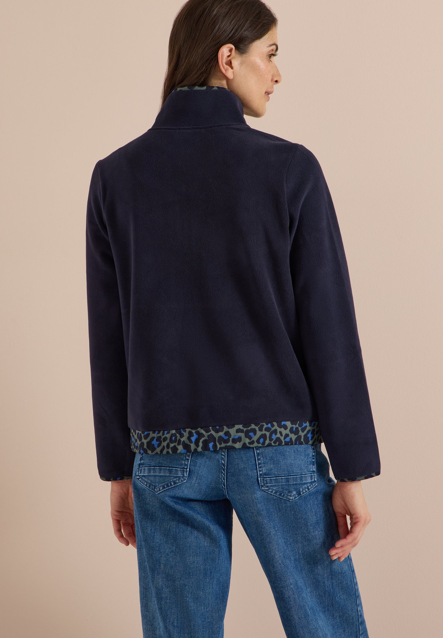Fleece-Pullover mit Leo-Details urban dark blue Bild 4