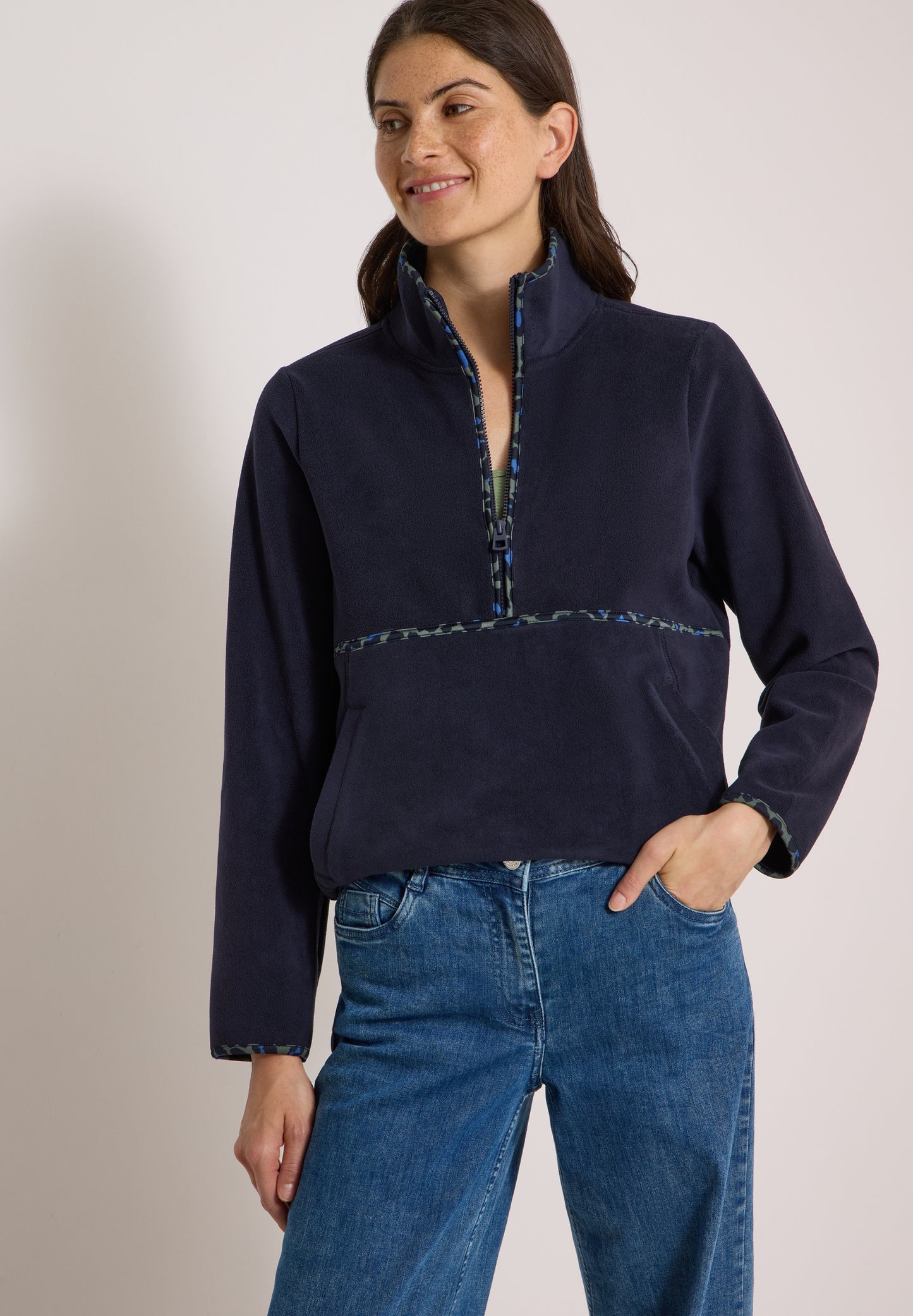Fleece-Pullover mit Leo-Details urban dark blue Bild 7