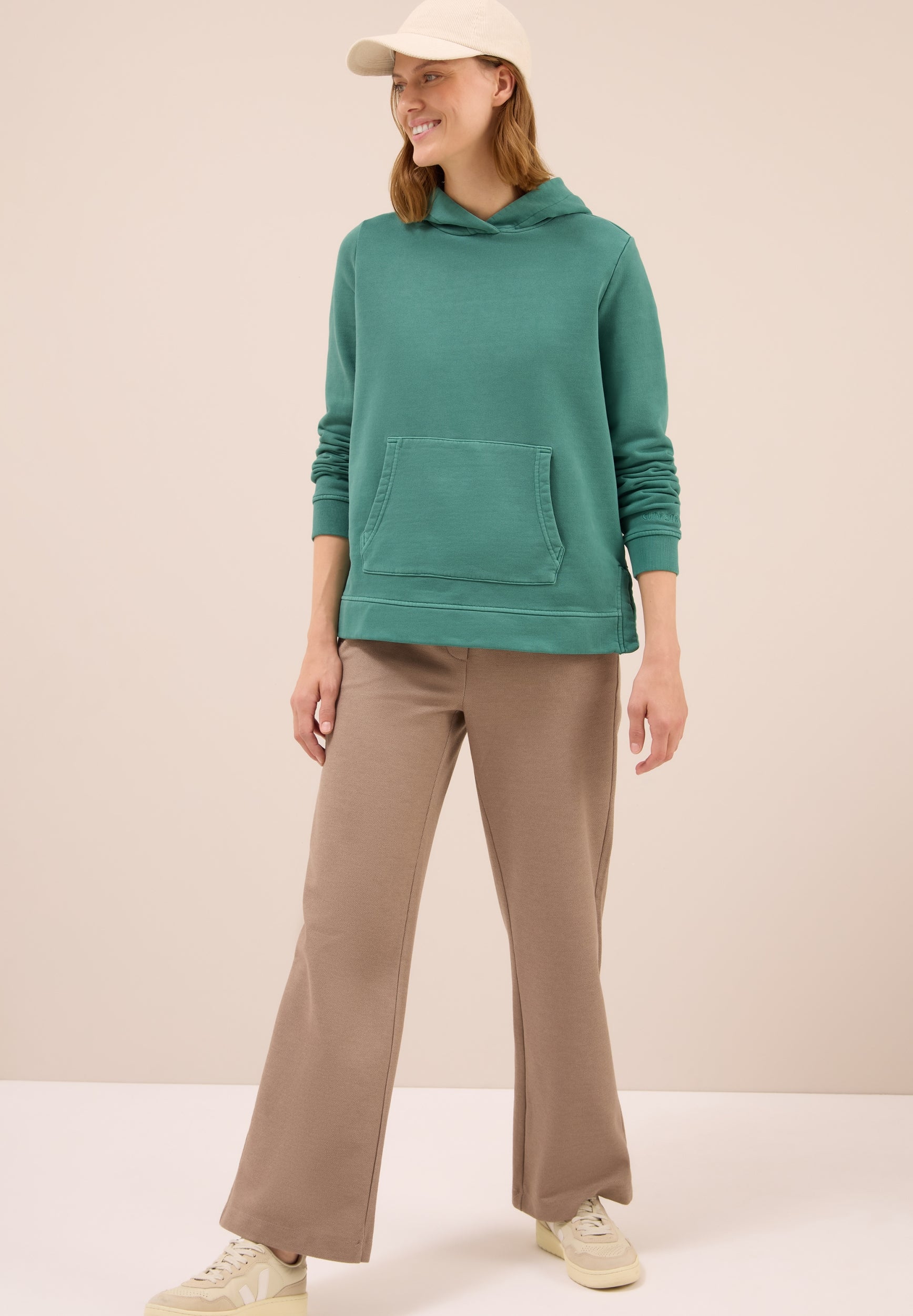 Garment-dyed Hoodie jewel green Bild 5