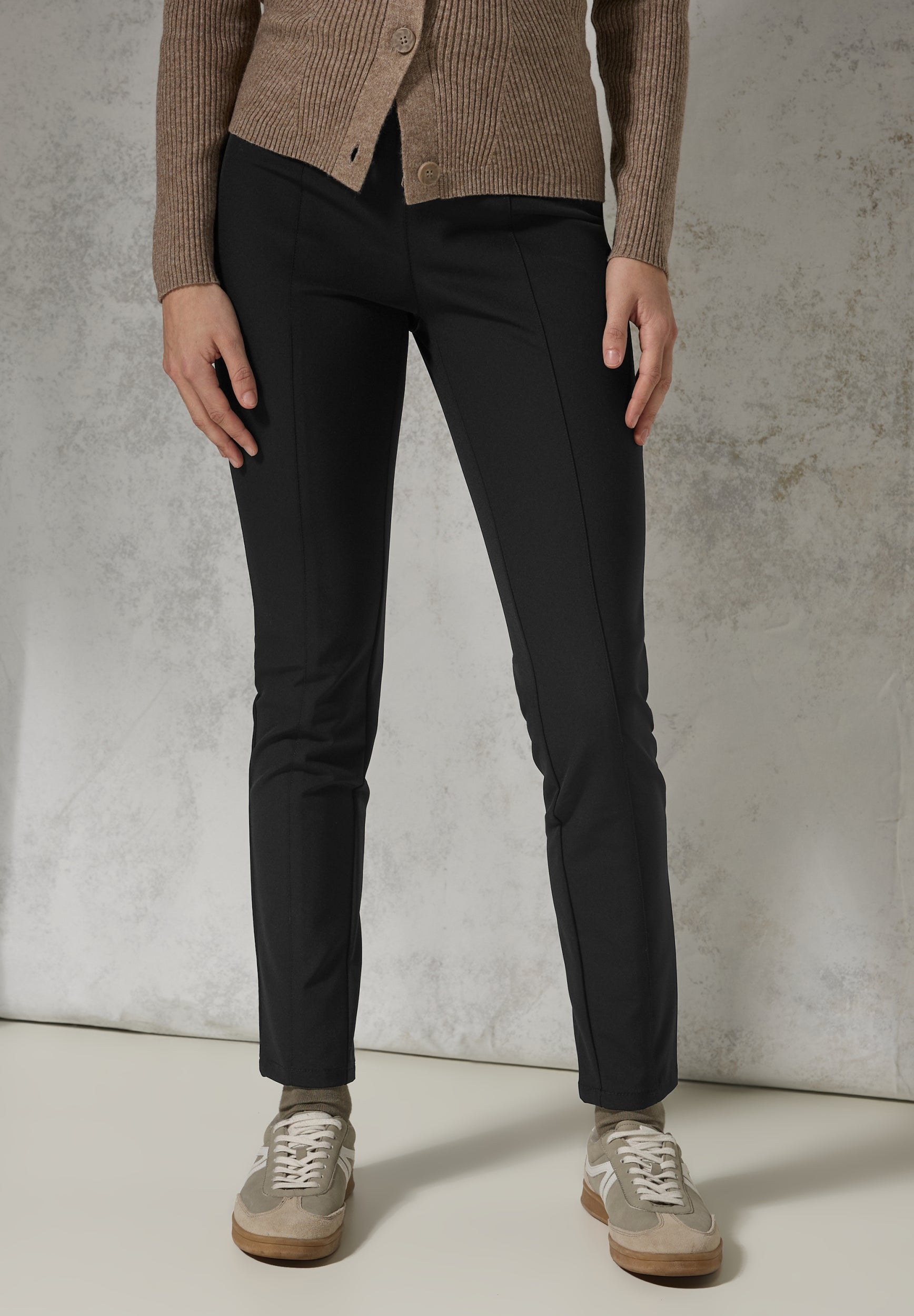 Hose mit Glitzer-Details Black Bild 6