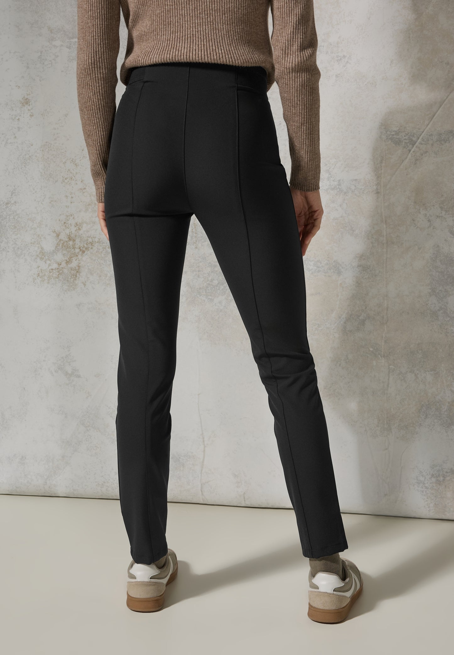 Hose mit Glitzer-Details Black Bild 7
