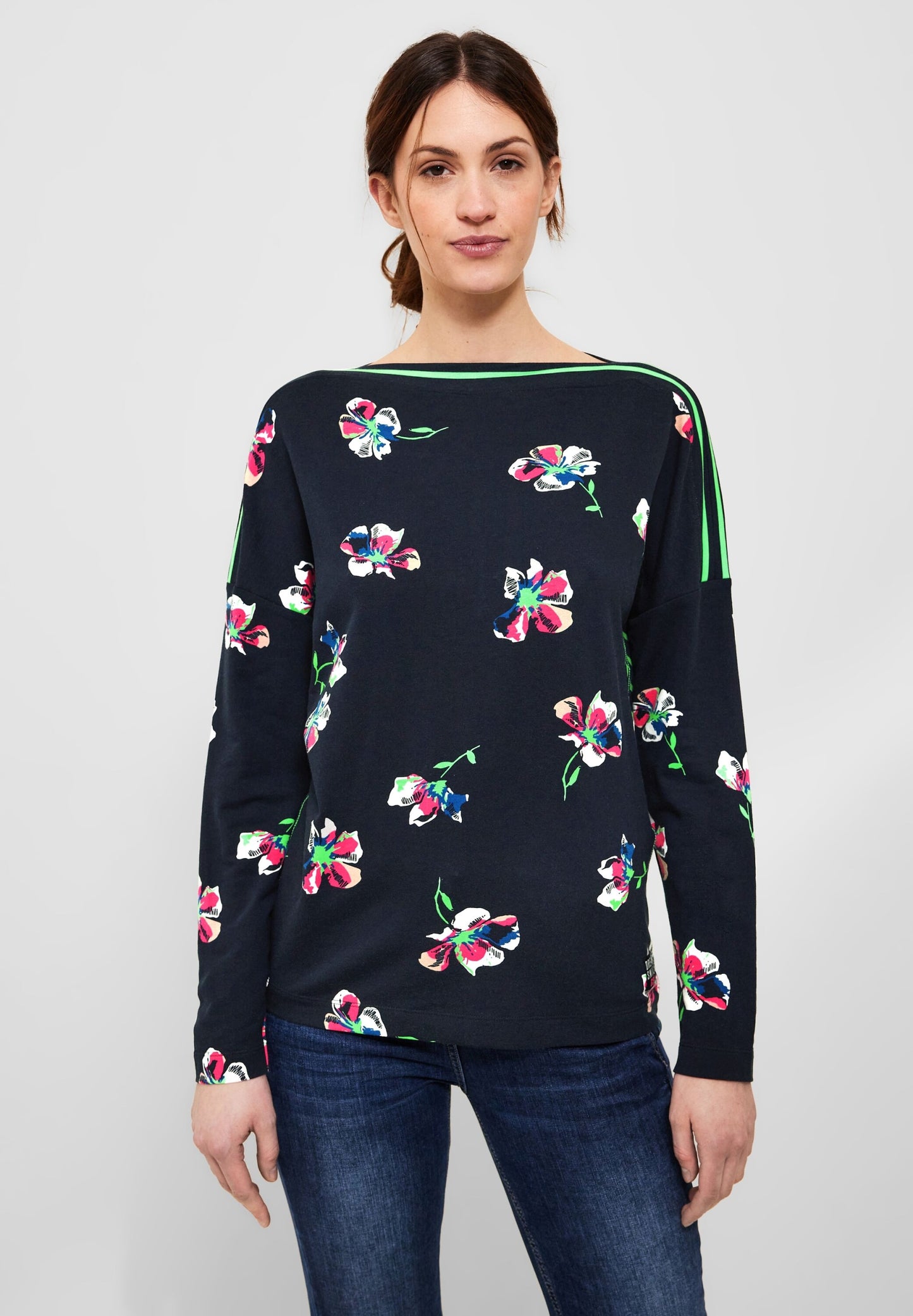 Long-sleeved shirt in a print mix