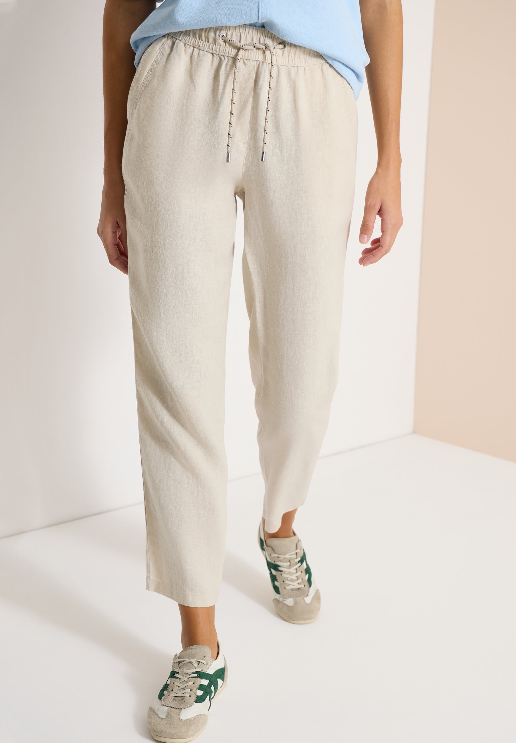 Slim Leg Hose im Causal Fit aus Leinen macadamia beige Bild 3