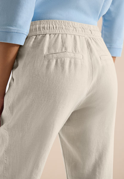 Slim Leg Hose im Causal Fit aus Leinen macadamia beige Bild 7