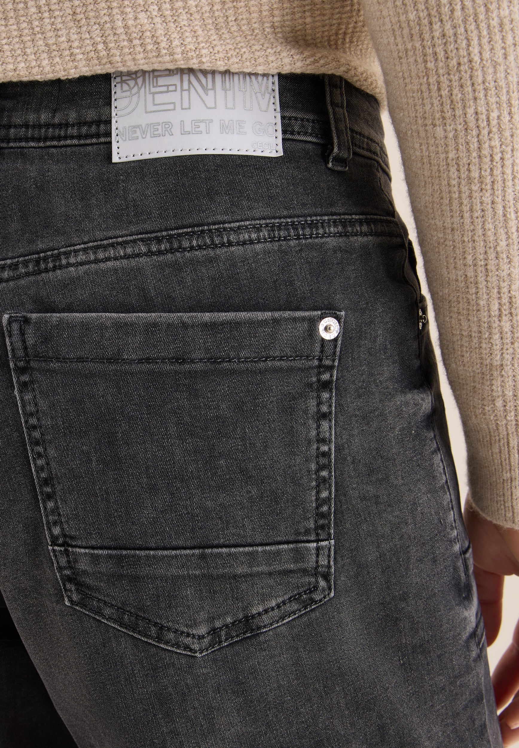 Style Neele Flare Grey Patch P dark grey washed Bild 6