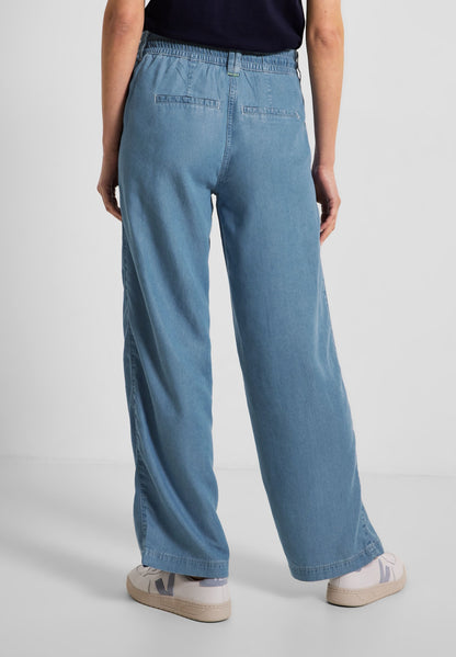 Loose fit lyocell trousers