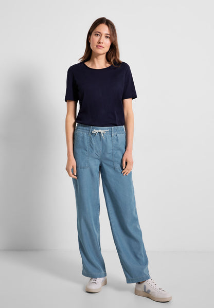 Loose fit lyocell trousers