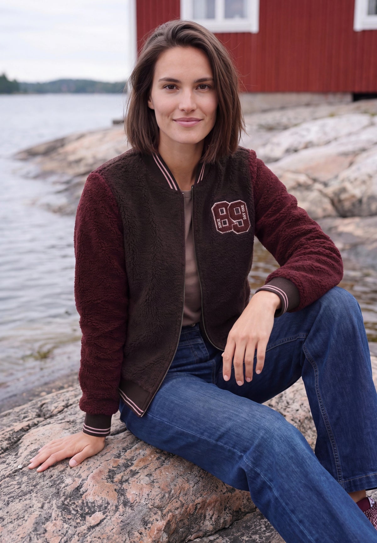 Teddy-Blouson mit Patch-Detail berry red Bild 3
