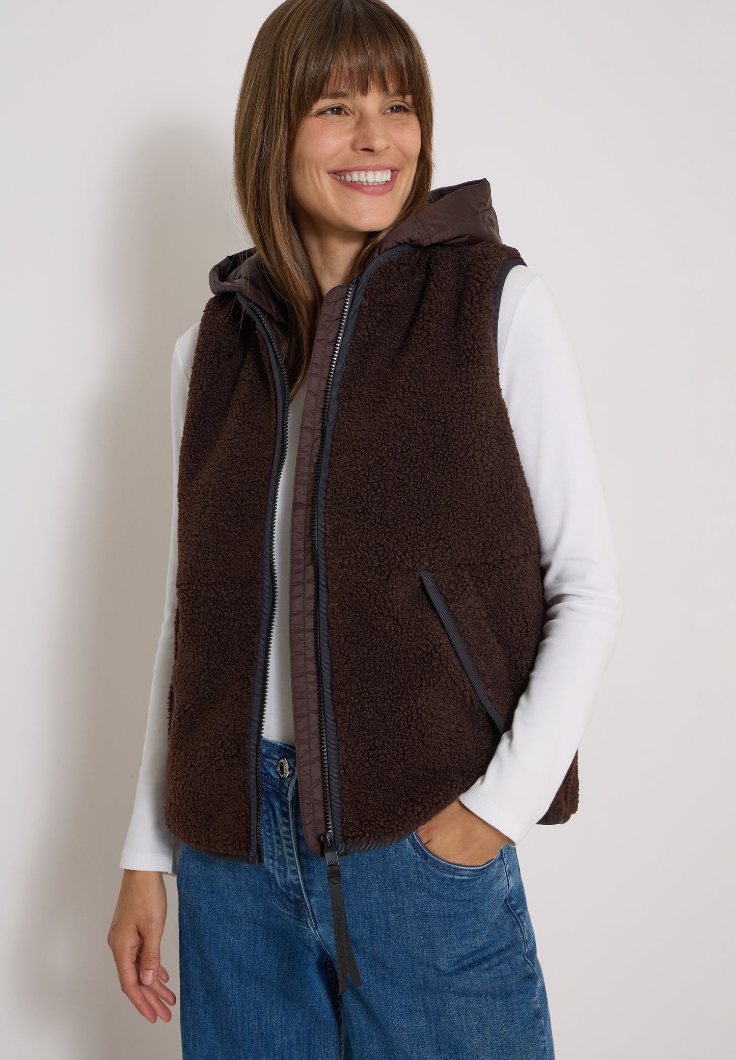 Teddy-Weste mit abnehmbarer Kapuze chocolate sauce brown Bild 6