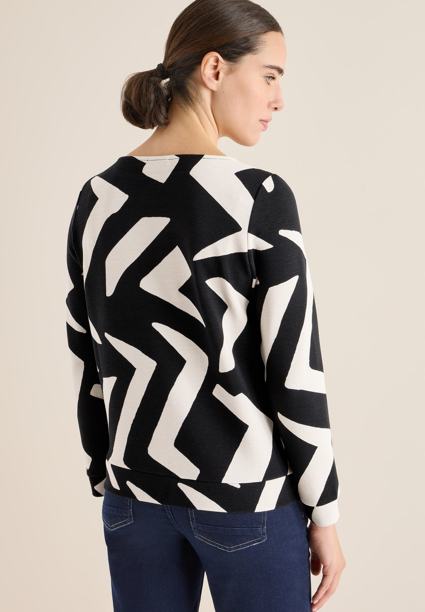 TOS Big AOP Ottoman Shirt light greige Bild 4