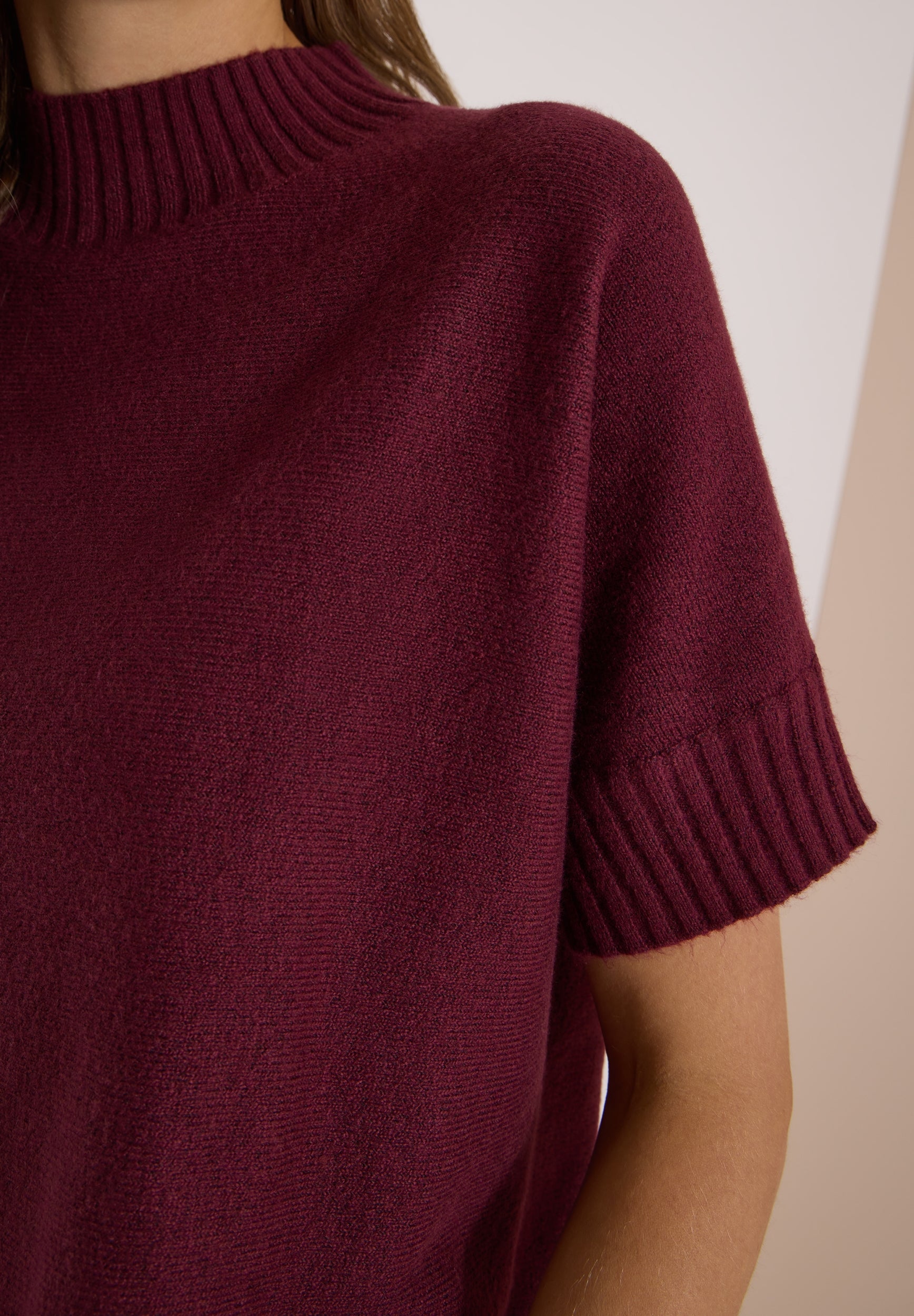Dolman Pullover mit Turtle Neck red wine Bild 6