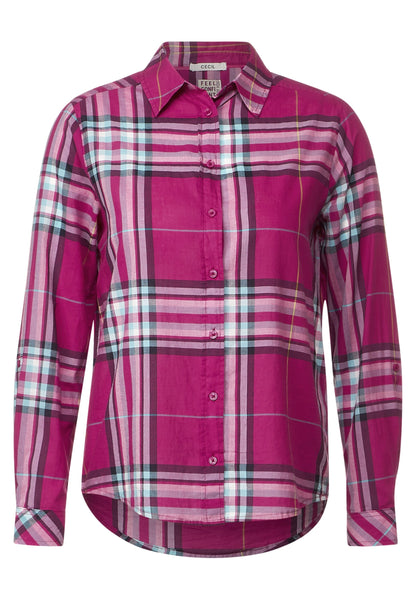 Shirt blouse with a checked pattern