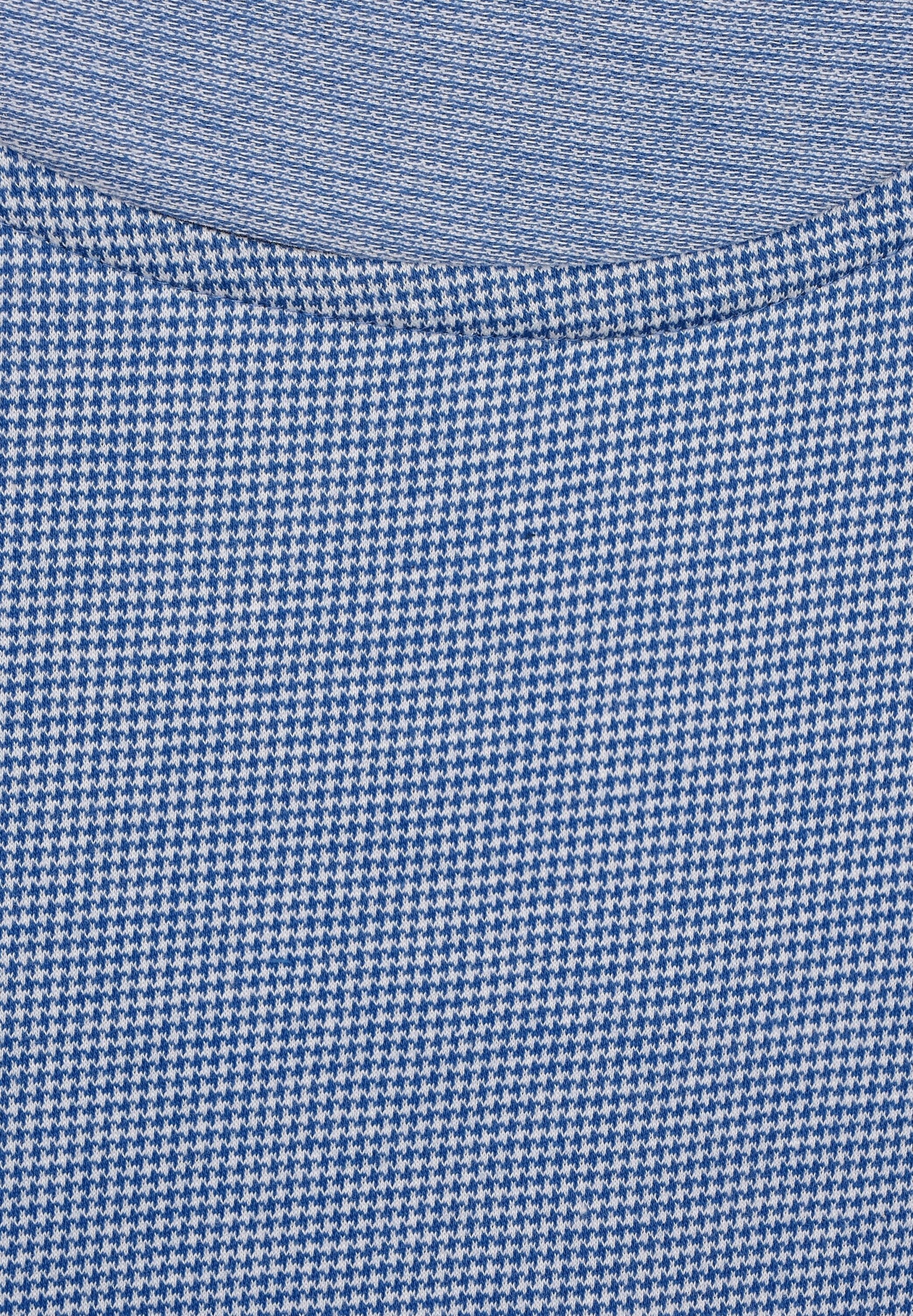 Shirt with pattern
