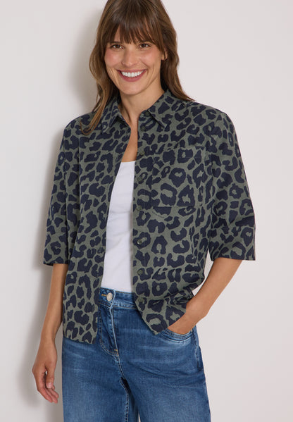 Kurzarm Hemdbluse aus Cord mit Leo-Muster dried olive green Bild 6