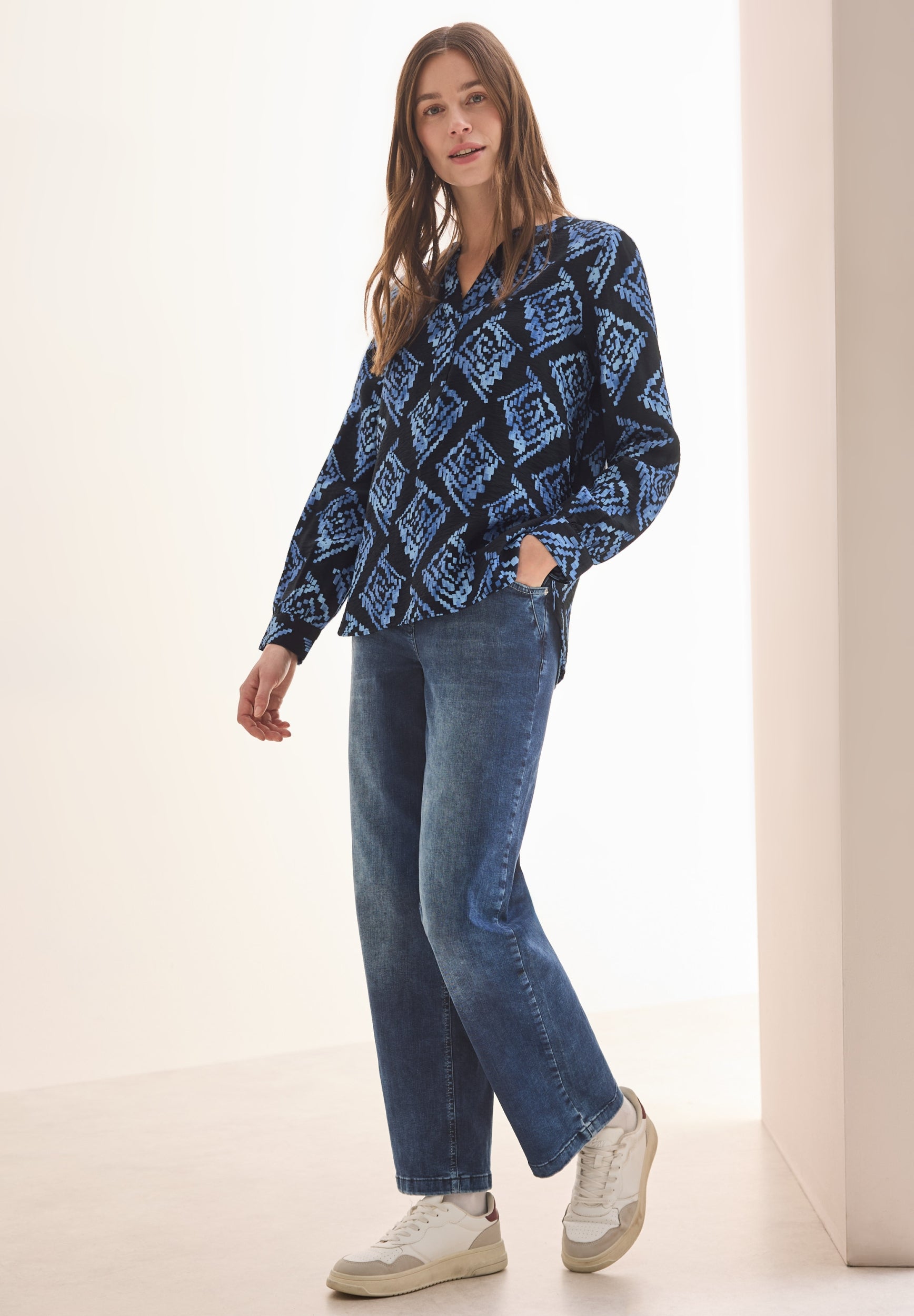 TOS Printed Splitneck Blouse universal blue Bild 4