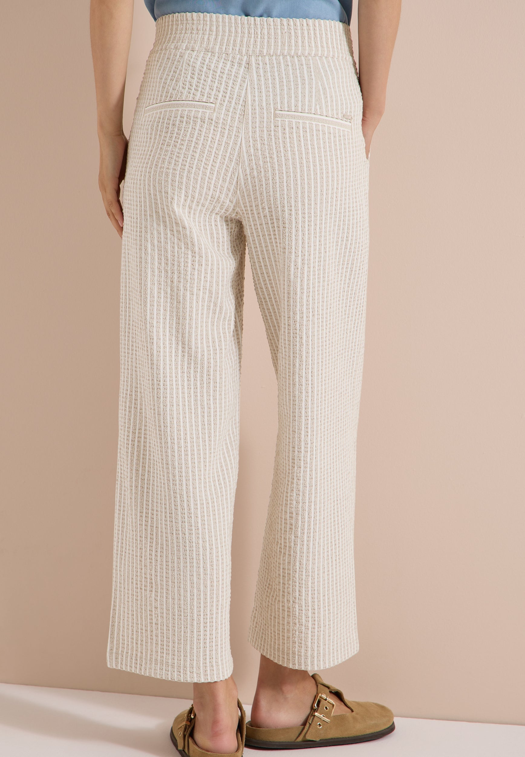 Wide Leg Hose in Seersucker-Qualität grain beige Bild 4