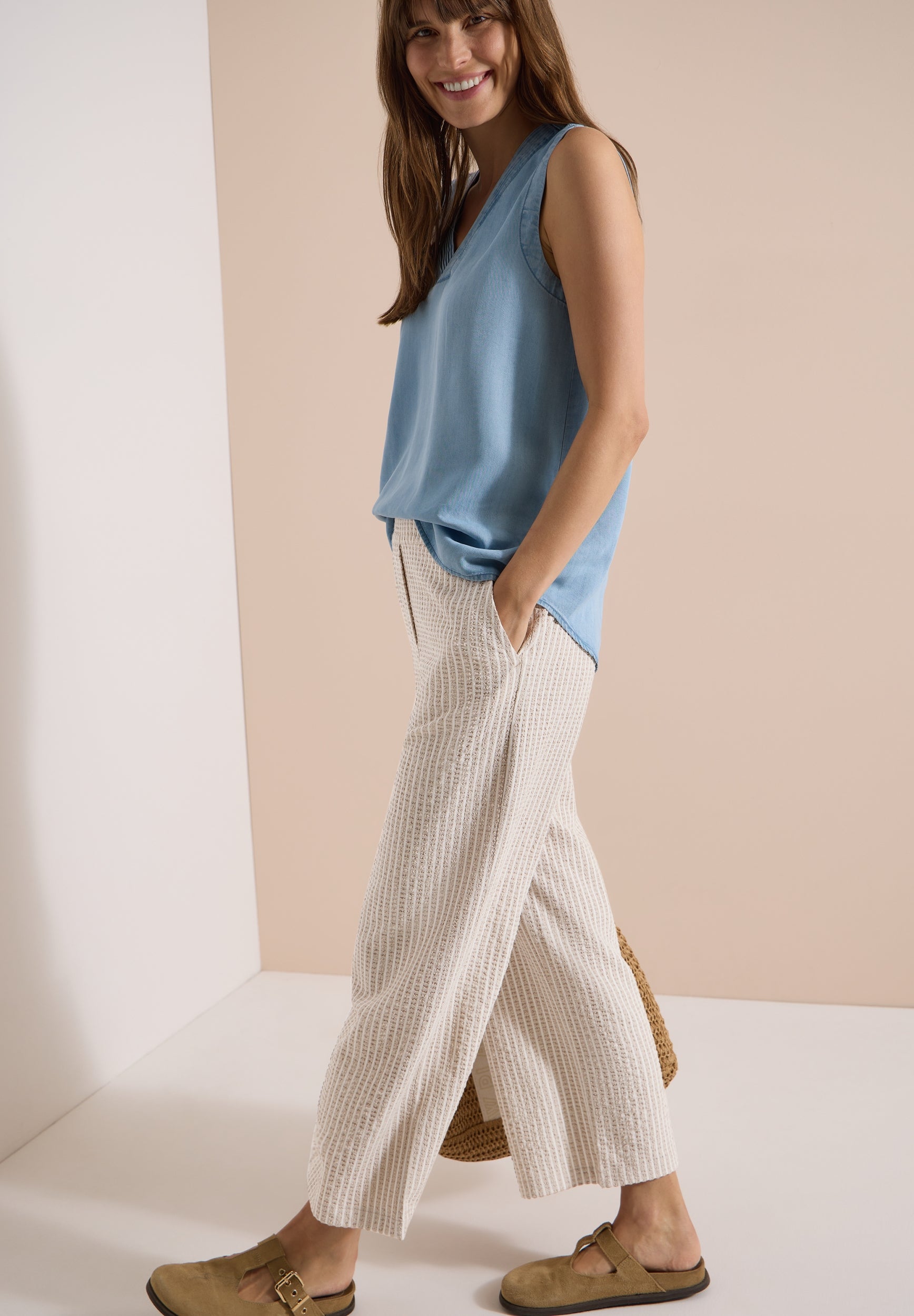 Wide Leg Hose in Seersucker-Qualität grain beige Bild 5