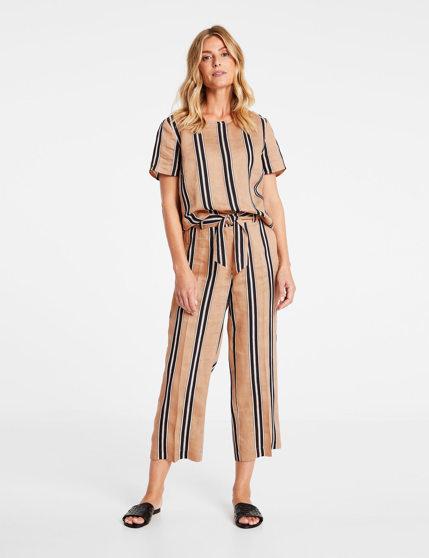 Wide trousers with vertical stripes