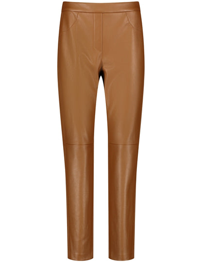 Slim trousers in leather look