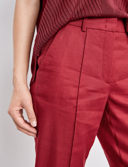 Slim-fitting 7/8 trousers