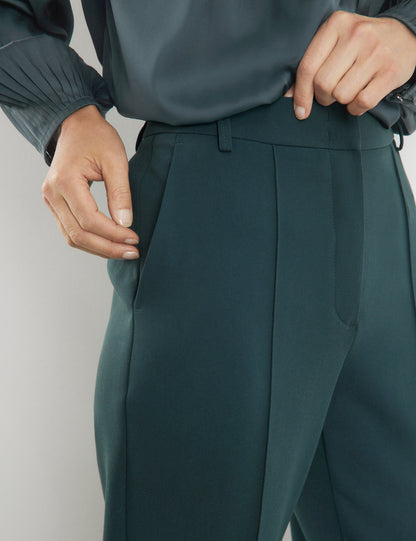 7/8 trousers with longitudinal piping