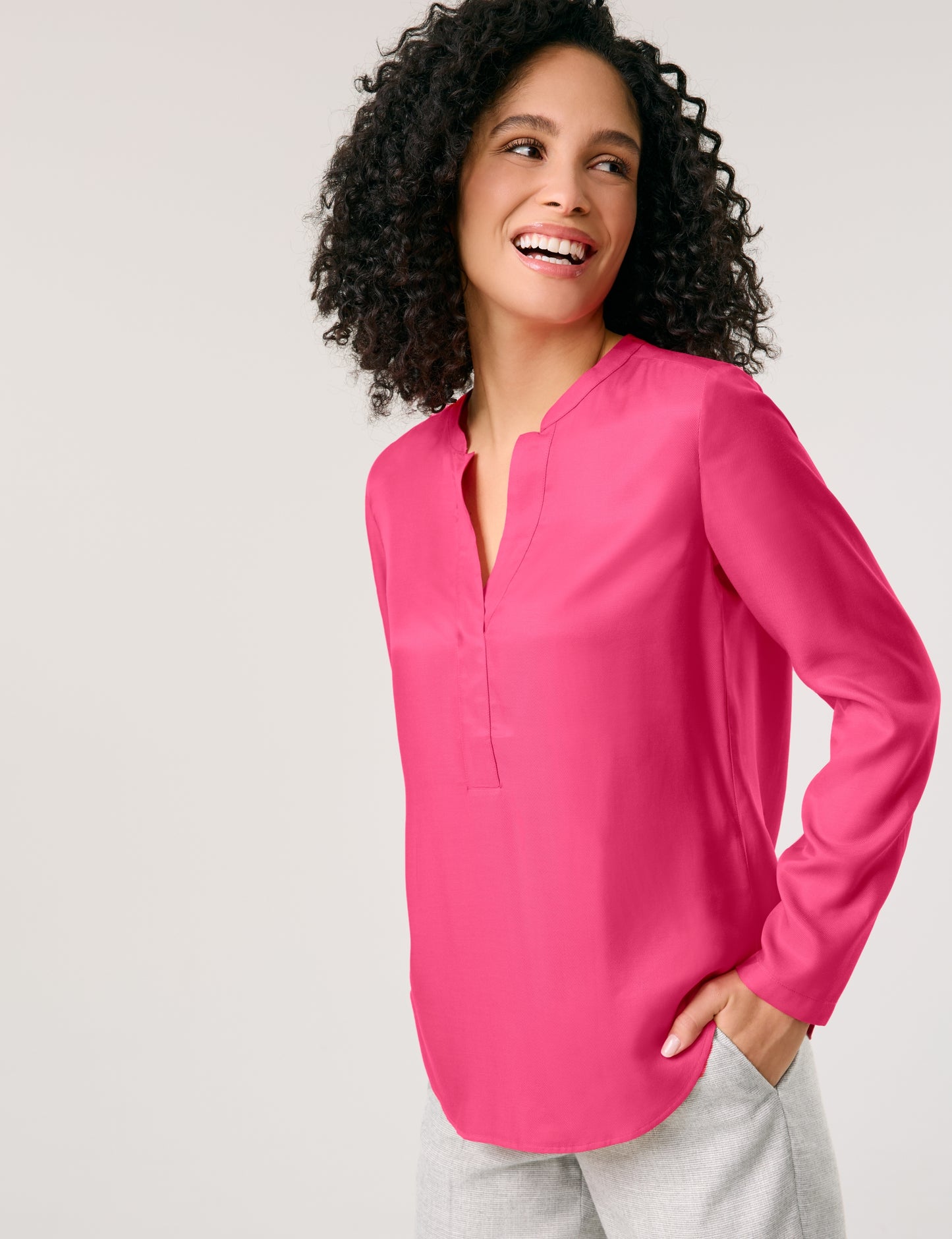 Nachhaltige Bluse mit Tunika-Ausschnitt RASPBERRY Bild 5