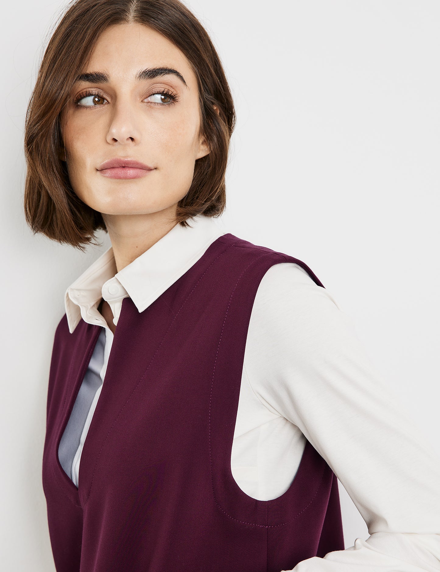 Ärmellose Bluse RIOJA Bild 4