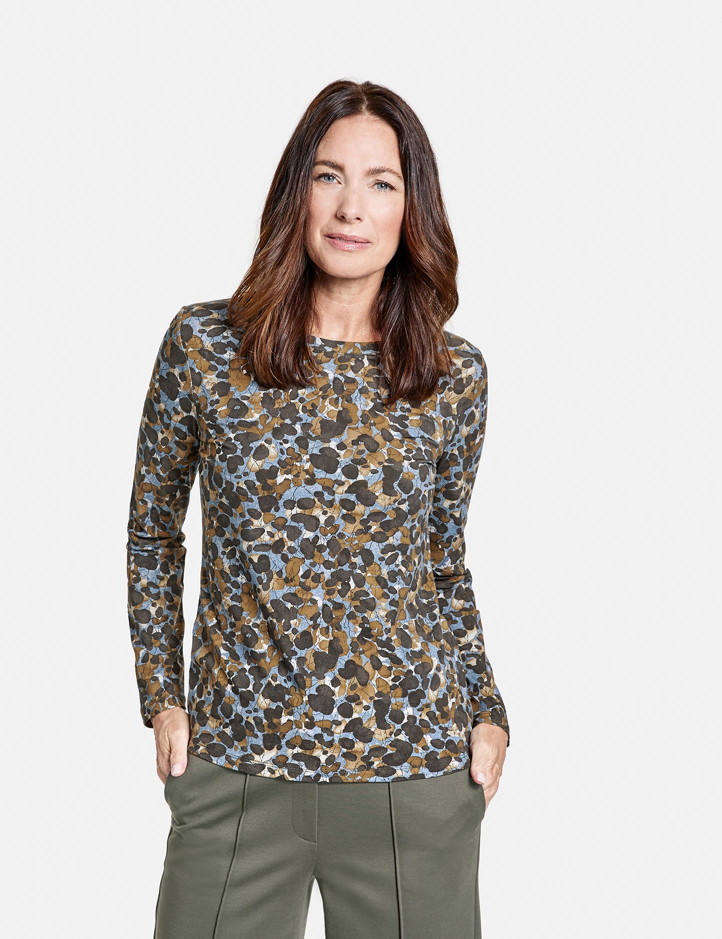 Long-sleeved shirt with all-over pattern