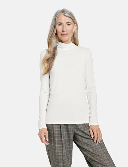 Long-sleeved shirt with pleated turtle