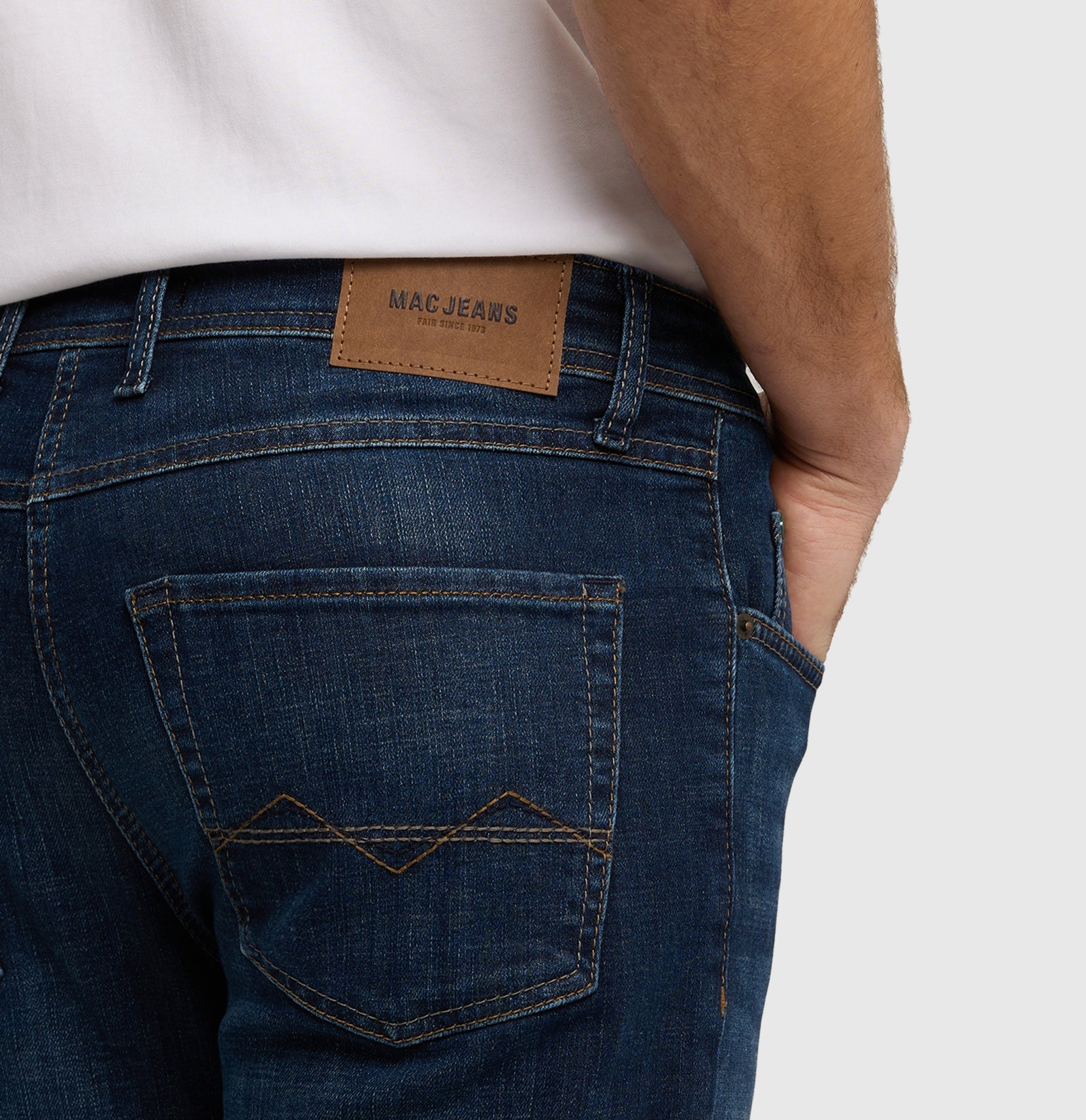 MAC JEANS - Arne, Recycled Denim Trousers MAC Men Bild 6