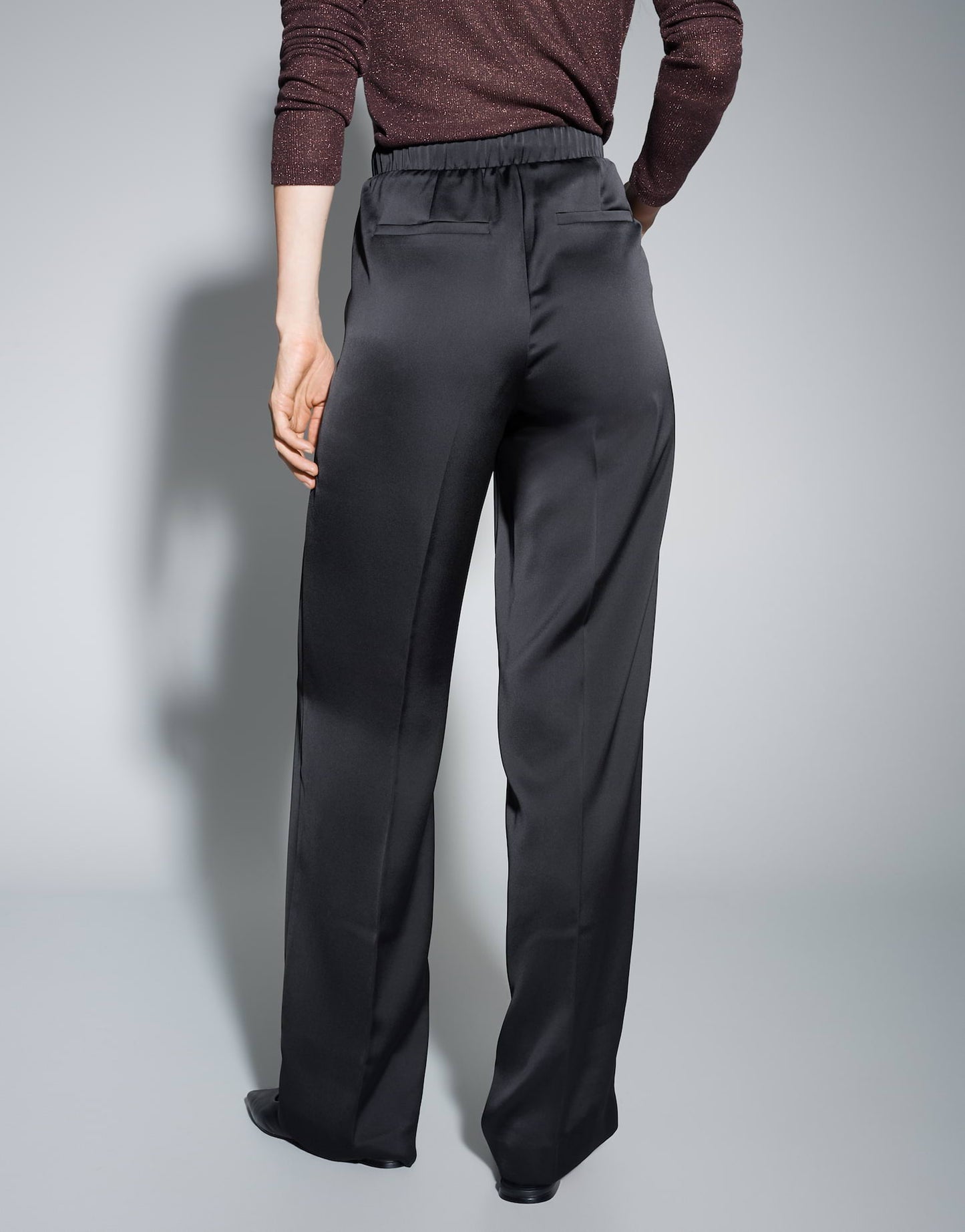 Melane cosmic black Bild 3