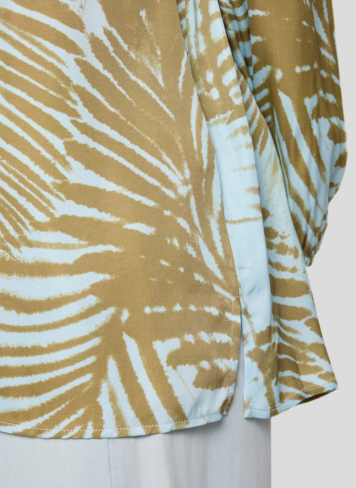 Tropic Glam Himmelblau Bild 4