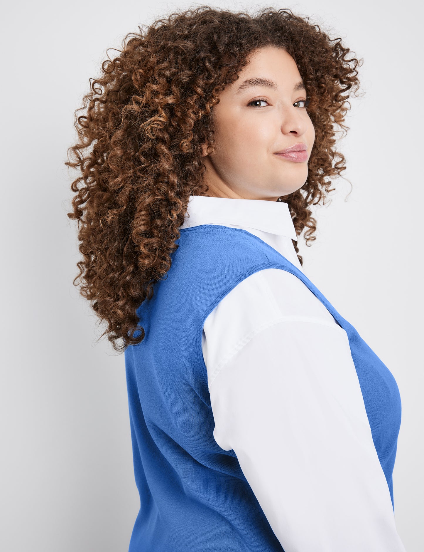 Pullunder mit V-Ausschnitt 8710 Bild 4