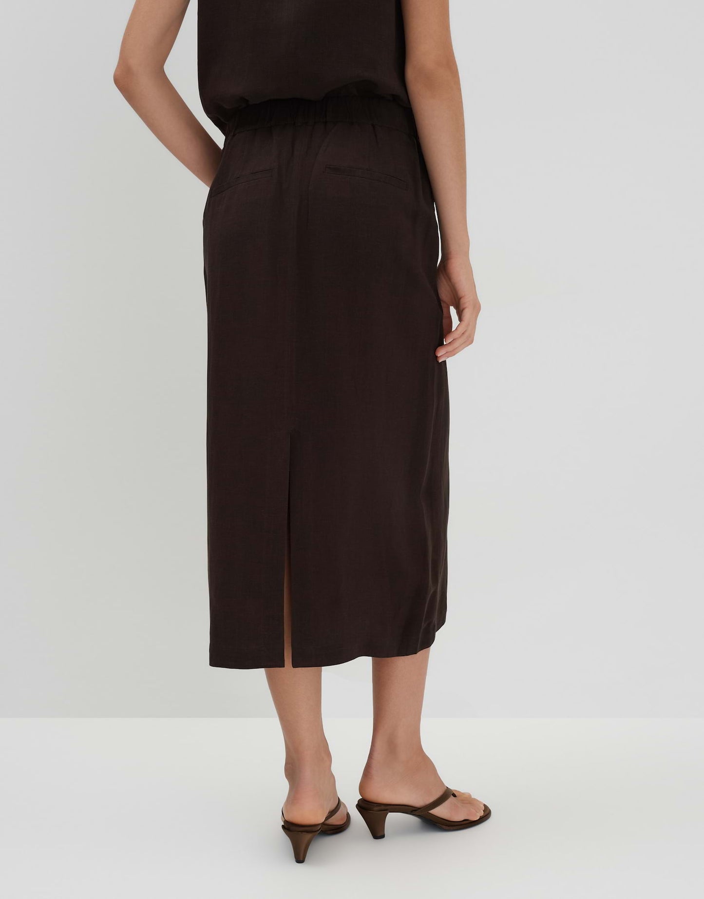 Olini detail dark espresso Bild 3