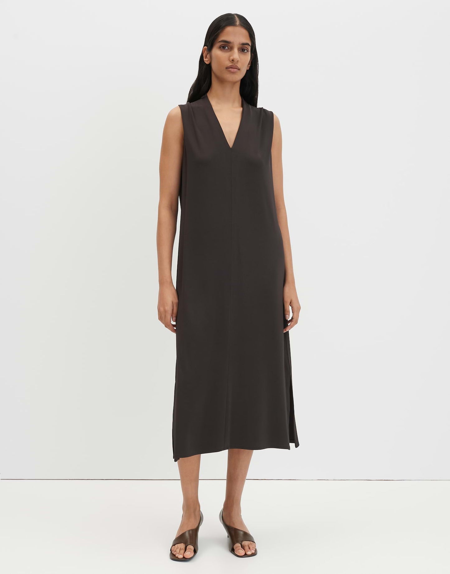 Qobi dark truffle Bild 2